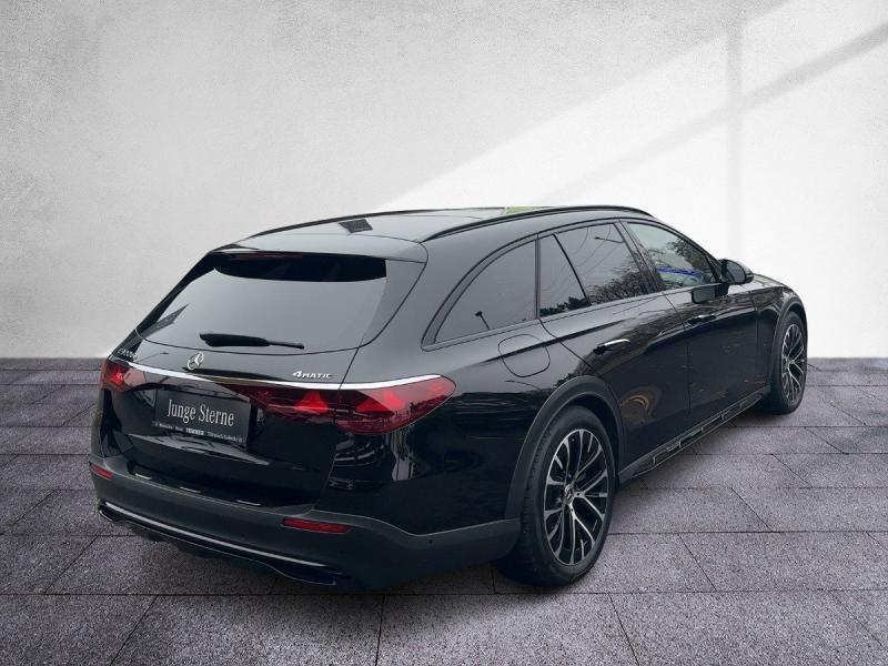 MERCEDES-BENZ E 300 de 4M T All-Terrain