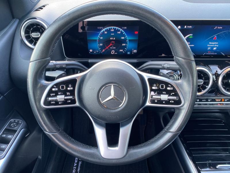 MERCEDES-BENZ B 180 d Progressive