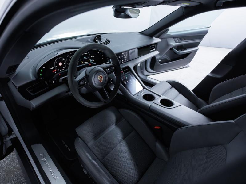 Porsche Taycan 4S Plus