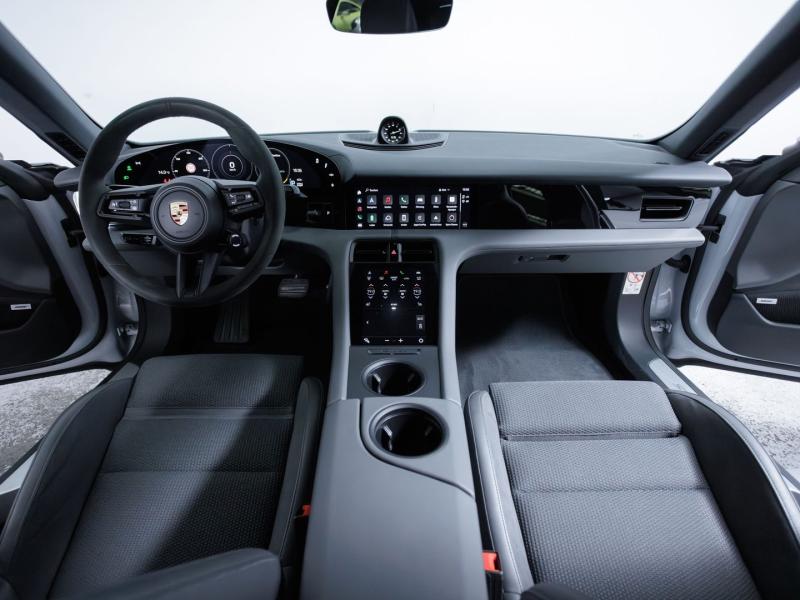 Porsche Taycan 4S Plus