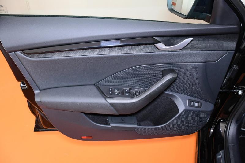 Škoda Octavia Combi Sportline TDI DSG