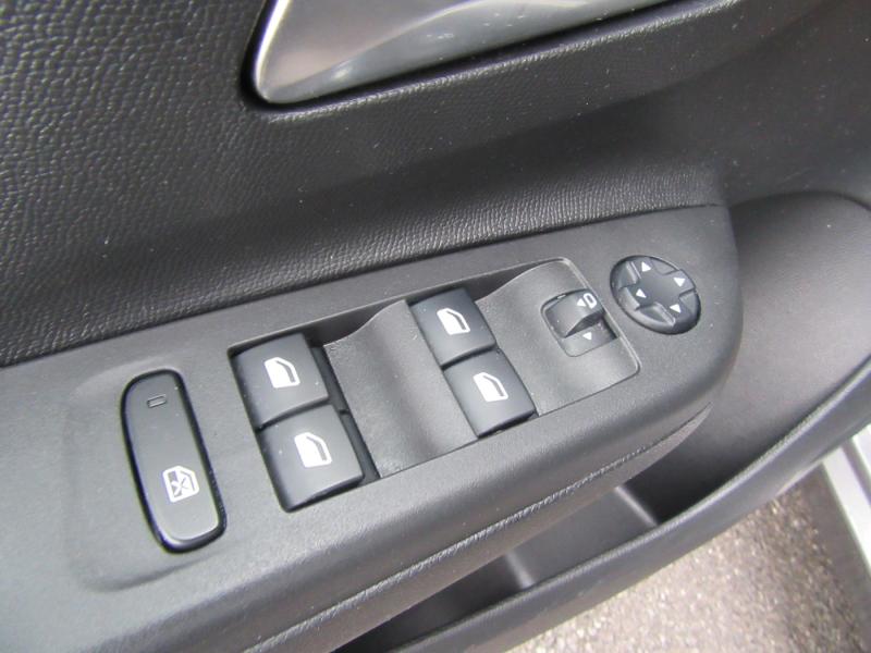 Opel CORSA E-FIRST ED 136PS