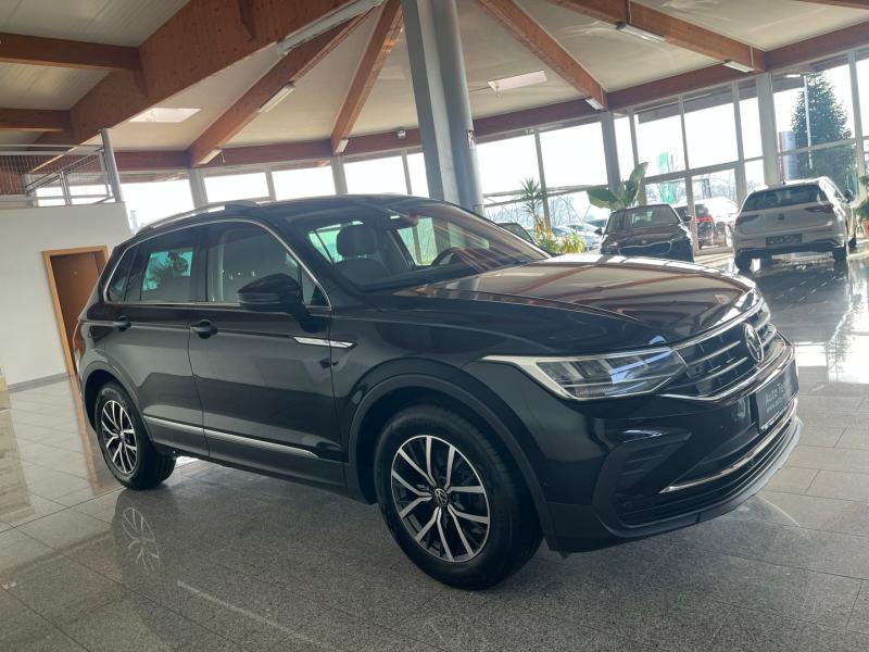 VW Tiguan Life TDI 4MOTION DSG