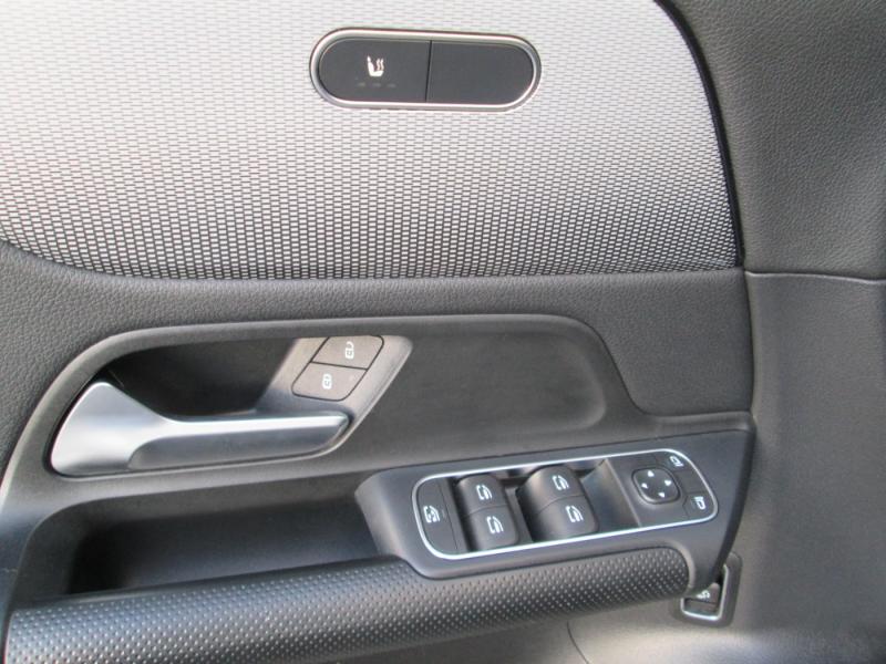 MERCEDES-BENZ GLA 200 d Aut.