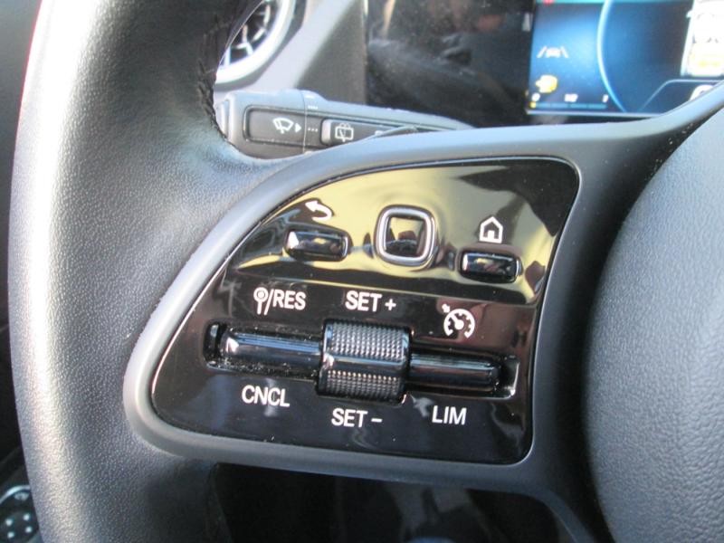 MERCEDES-BENZ GLA 200 d Aut.