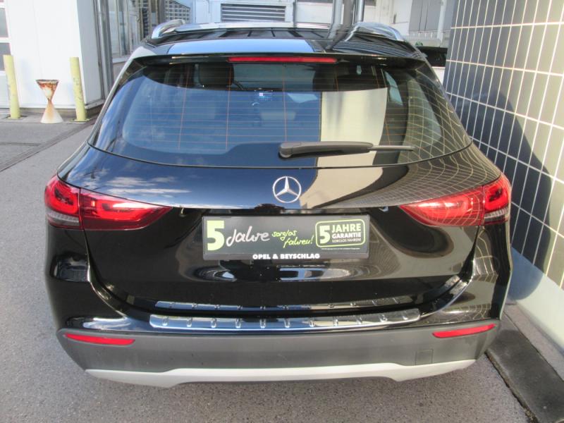 MERCEDES-BENZ GLA 200 d Aut.