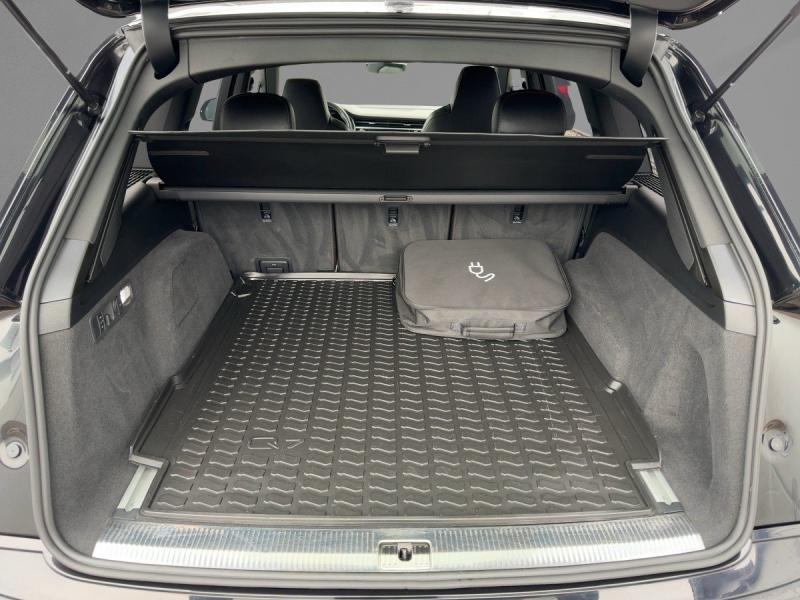 Audi Q7 55 TFSI e quattro S-Line