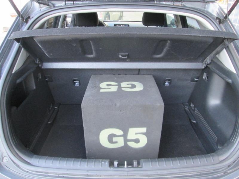 KIA Stonic Silber 1.0TGDI