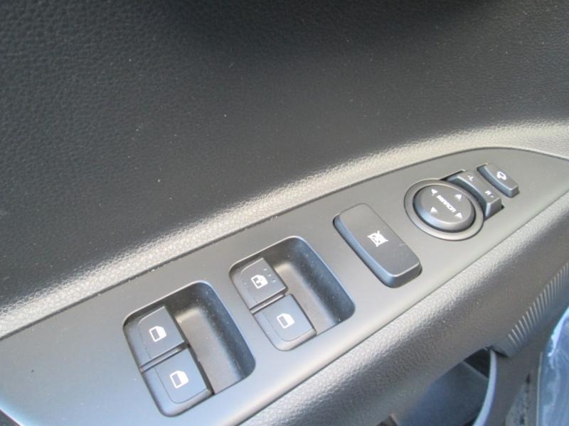 KIA Stonic Silber 1.0TGDI