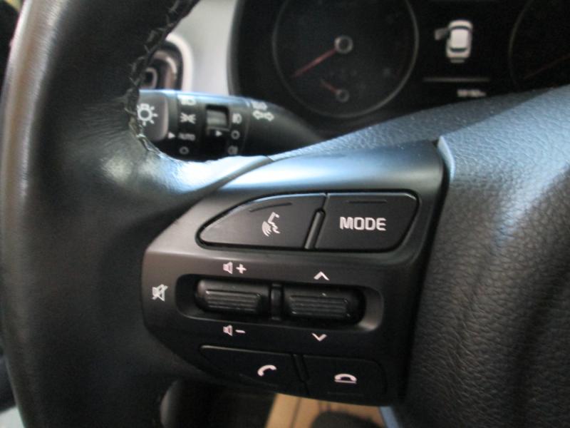 KIA Stonic Silber 1.0TGDI