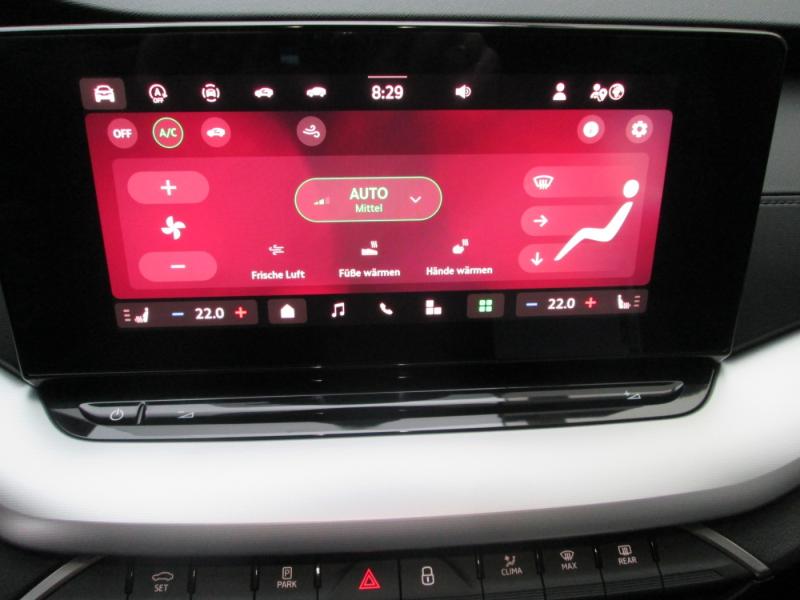 Skoda Octavia Combi 1.5 TSI DSG