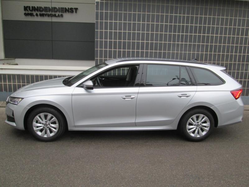 Skoda Octavia Combi 1.5 TSI DSG