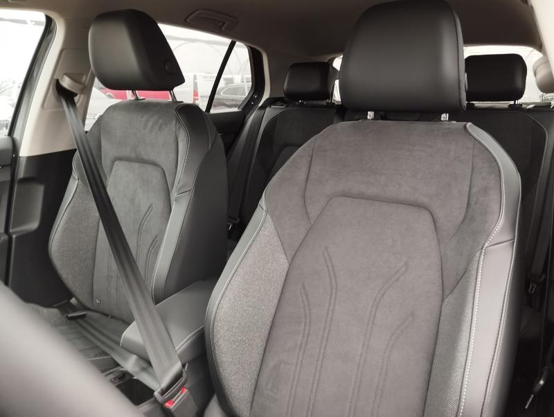 VW Golf Rabbit eHybrid DSG 150 kW