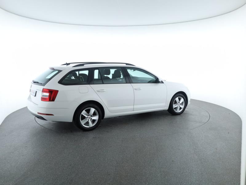 Škoda OCTAVIA Combi Ambition TDI