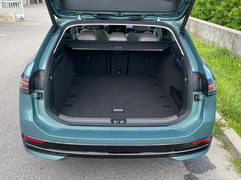 VW Passat Variant Elegance TDI DSG