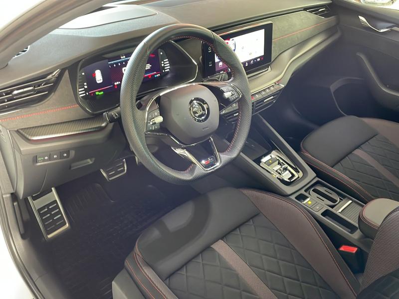 Škoda OCTAVIA Combi RS iV 245 DSG