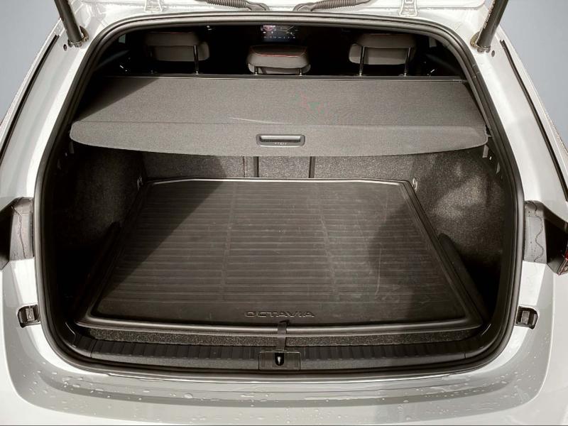 Škoda OCTAVIA Combi RS iV 245 DSG