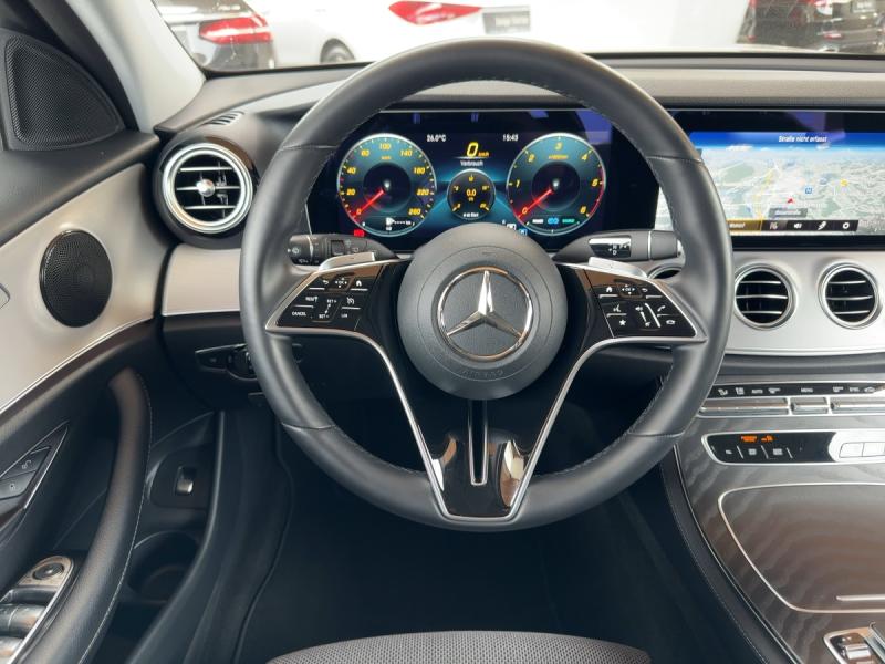 MERCEDES-BENZ E 220 d 4M T-Modell