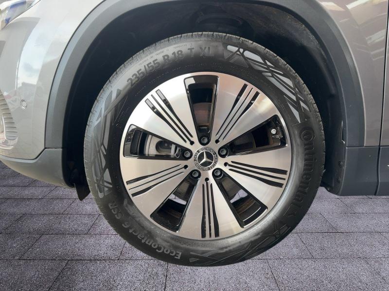 MERCEDES-BENZ EQA 250