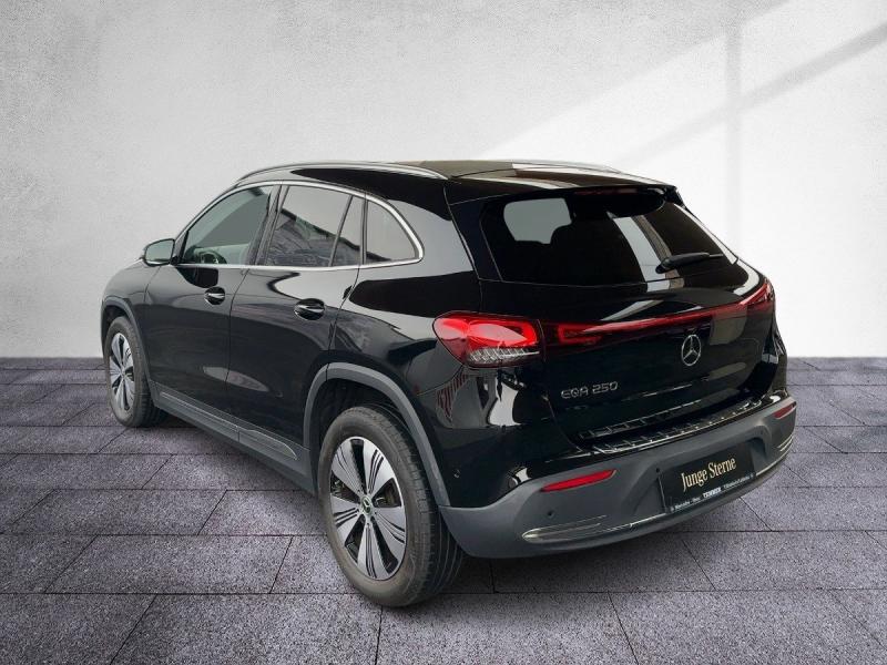 MERCEDES-BENZ EQA 250