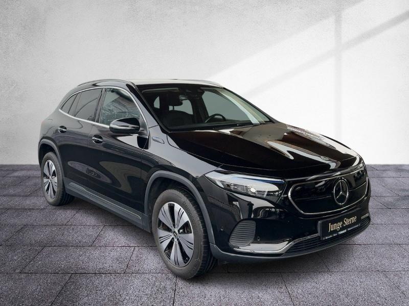 MERCEDES-BENZ EQA 250