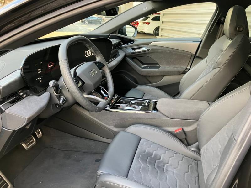 Audi A6 Avant e-tron quattro