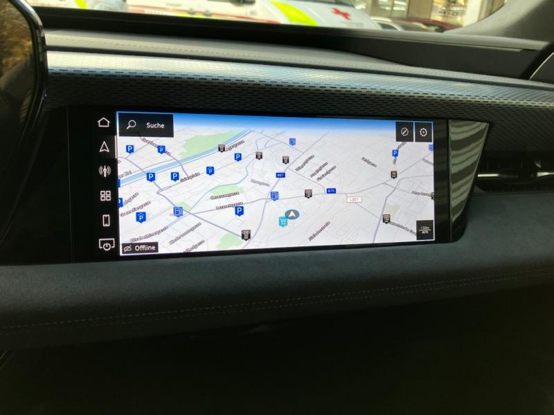 Audi A6 Avant e-tron quattro