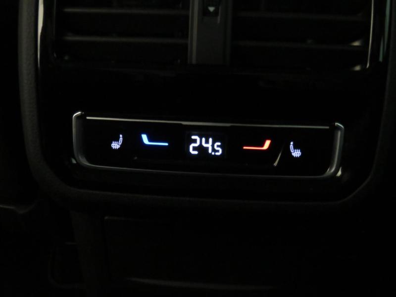 VW Passat Variant Business TDI SCR DSG