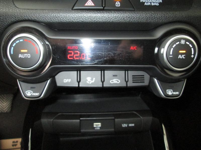 KIA Stonic 10 TGDI GPF ISG Silber