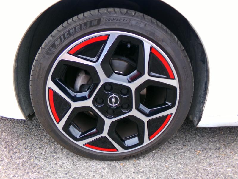 Opel ASTRA L 5T GS AT8 130P