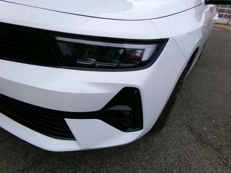 Opel ASTRA L 5T GS AT8 130P