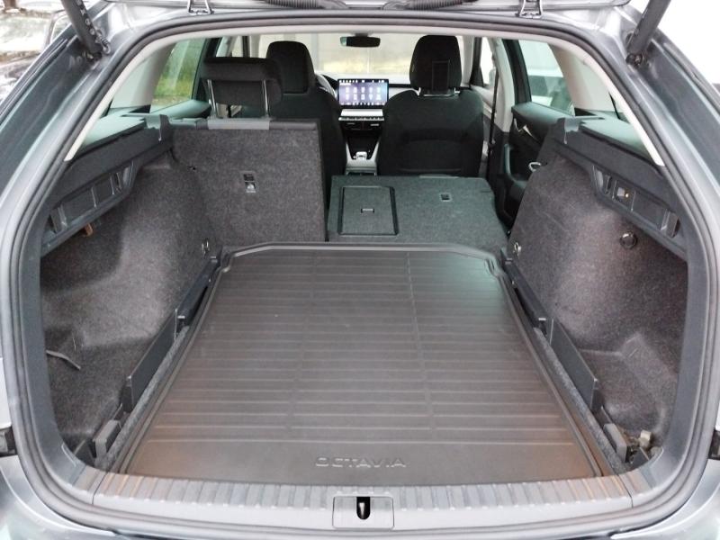 Škoda Octavia Combi Selection TDI DSG