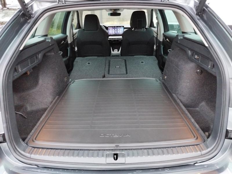 Škoda Octavia Combi Selection TDI DSG