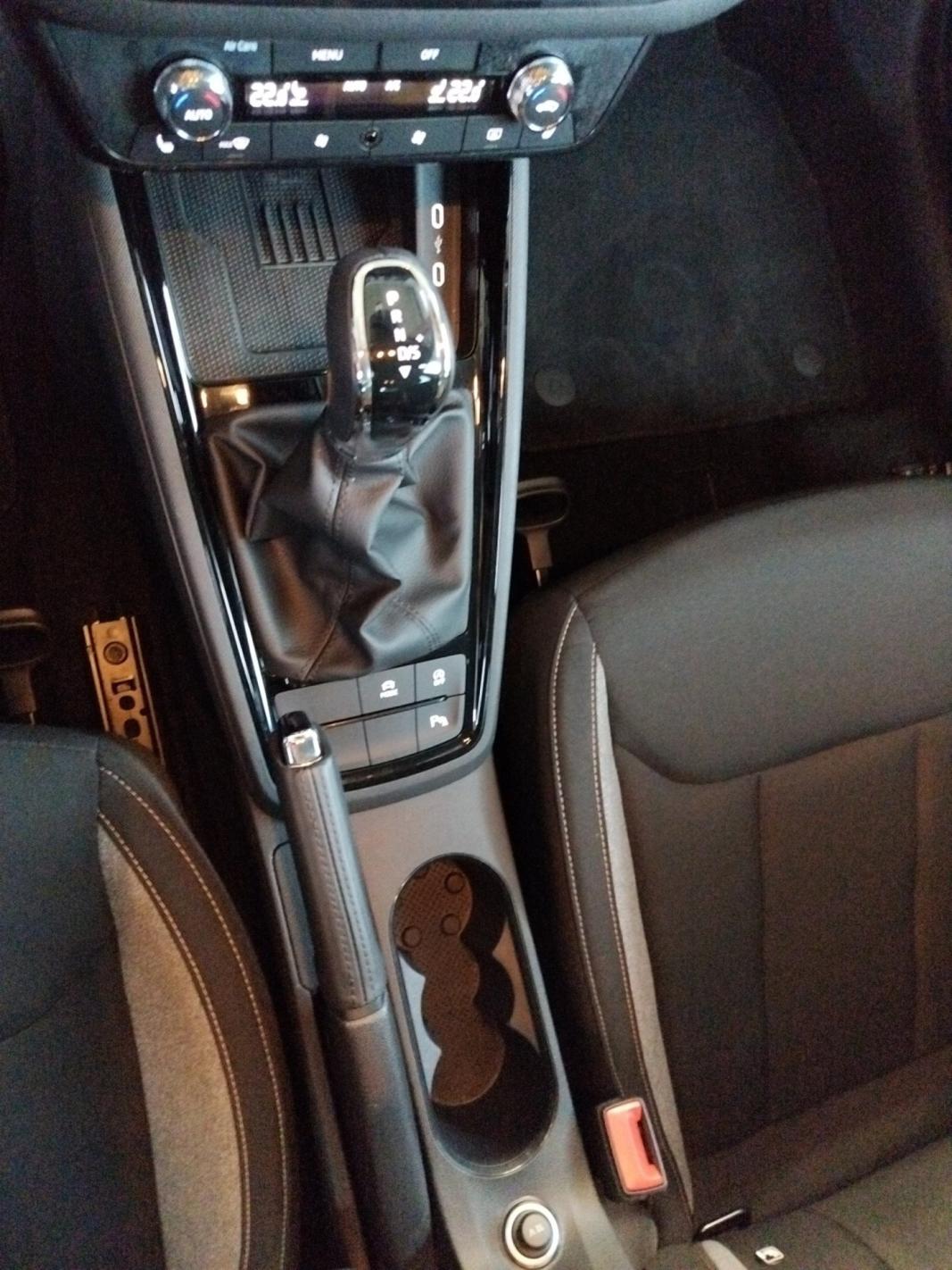 Škoda Kamiq Selection TSI DSG