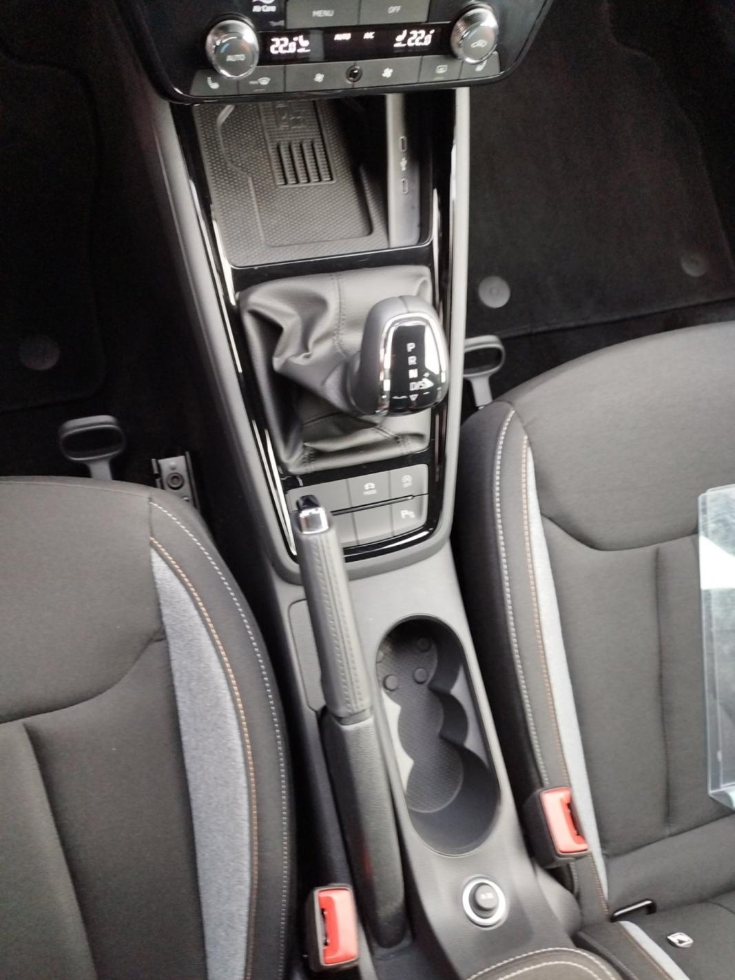 Škoda Kamiq Selection TSI DSG