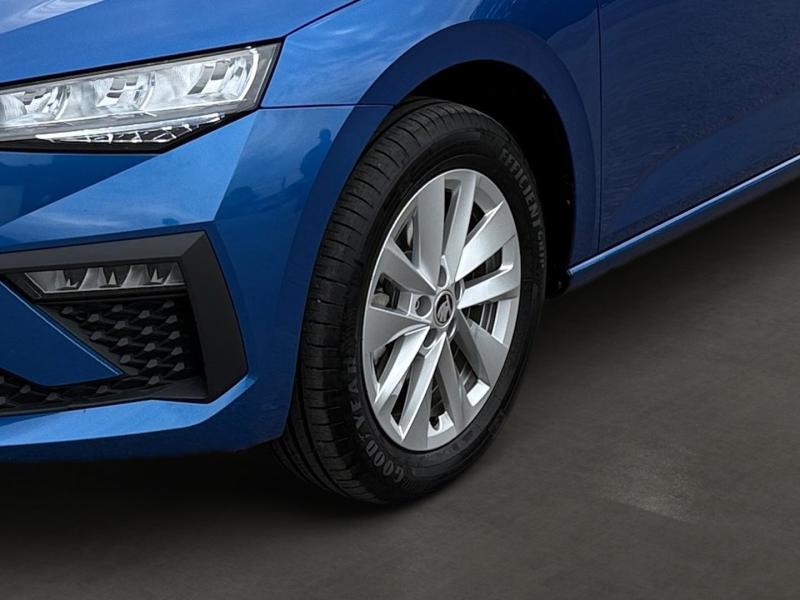ŠKODA Scala Essence TSI