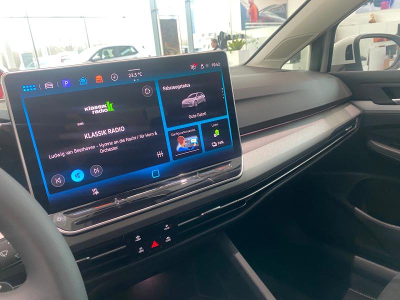 VW Golf Rabbit eHybrid DSG 150 kW