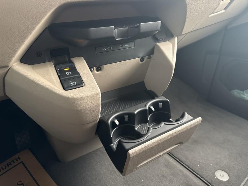 VW Multivan Business TDI