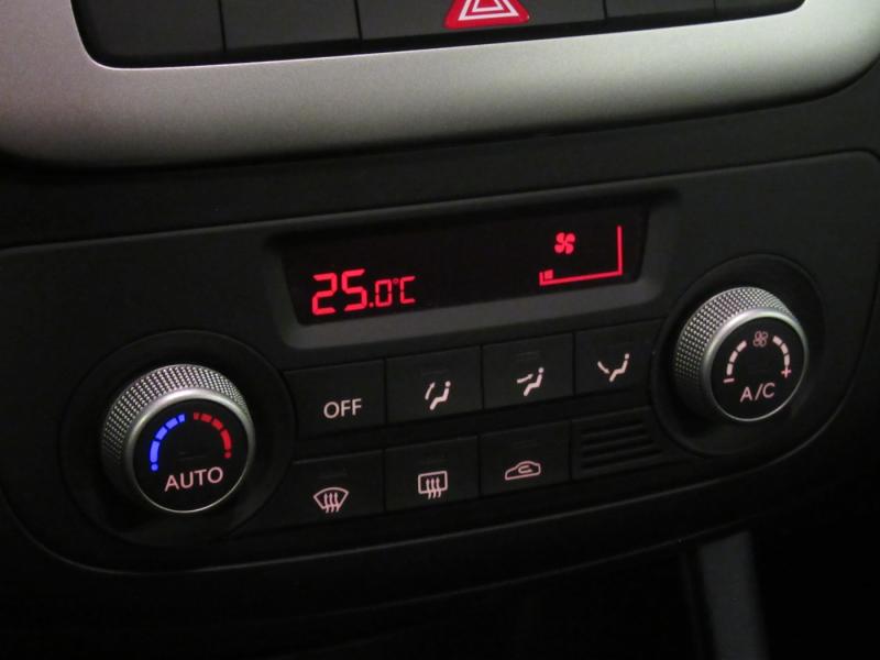 KIA Venga 16 MPI Silber Aut.