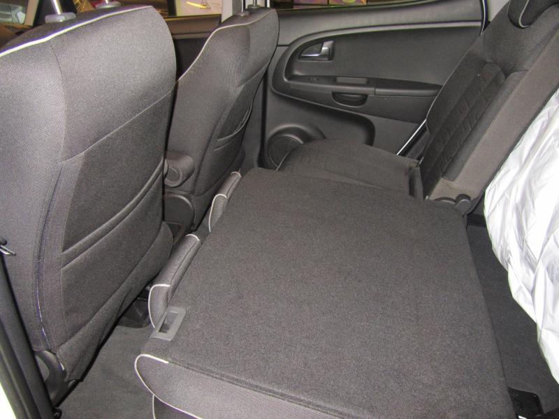 KIA Venga 16 MPI Silber Aut.