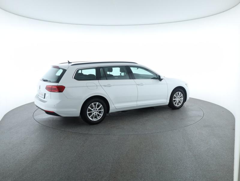 VW Passat Variant Business TSI