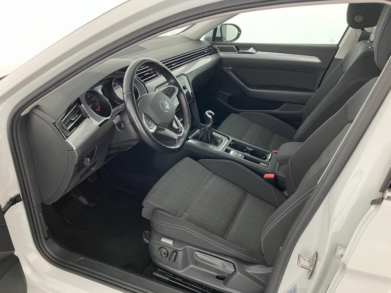 VW Passat Variant Business TSI