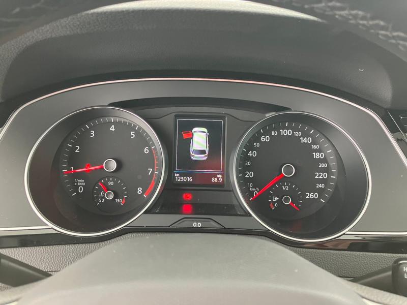 VW Passat Variant Business TSI