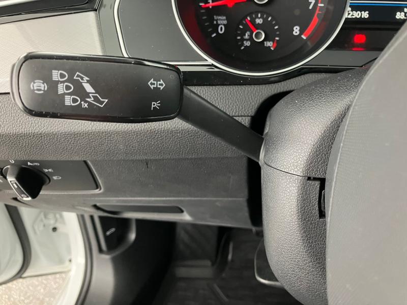 VW Passat Variant Business TSI