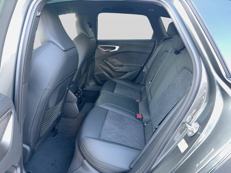 Audi A5 Avant e-hybrid quattro 270 kW