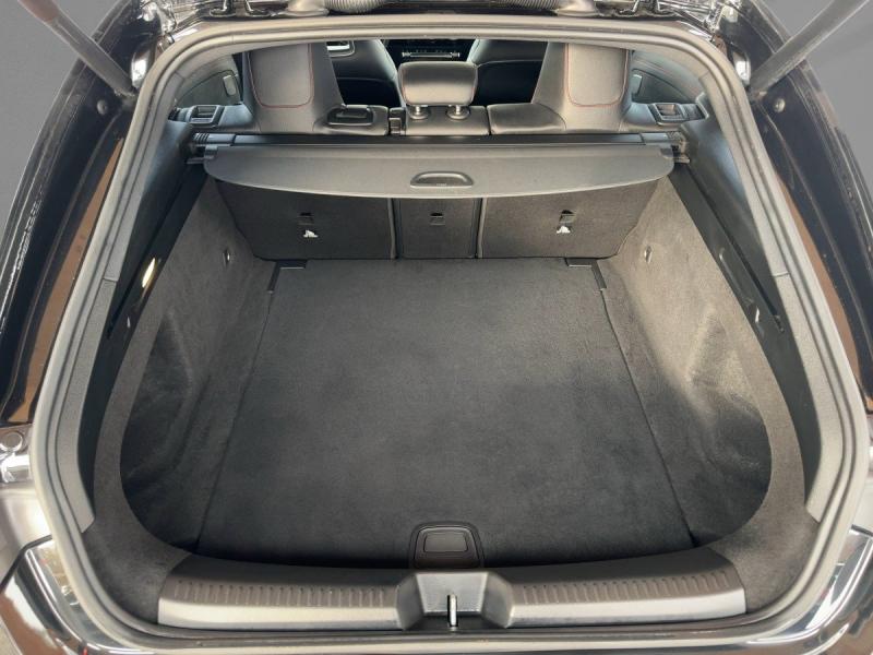 MERCEDES-BENZ CLA 250 4M Shooting Brake