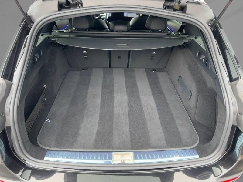 MERCEDES-BENZ E 220 d 4MATIC T-Modell