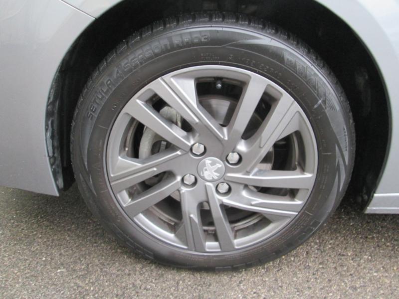 Peugeot 208 Active Pack PureTech 100 S