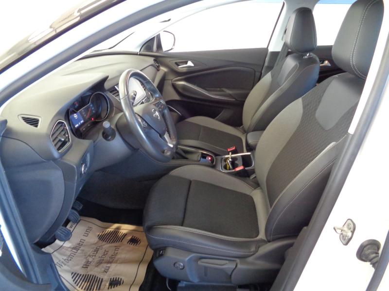 Opel GRANDLAND X BELE 1.2 S/S 130PS