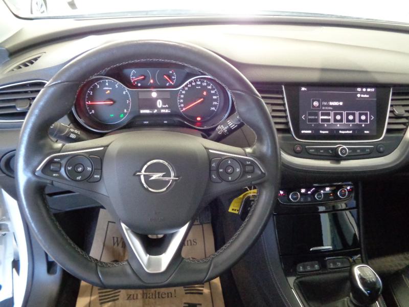 Opel GRANDLAND X BELE 1.2 S/S 130PS